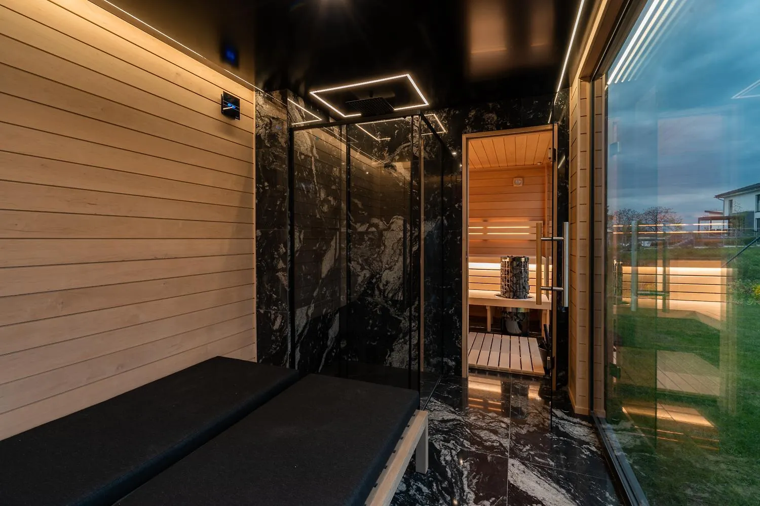 Chandelier Sky Mansion - Express Villa Prag