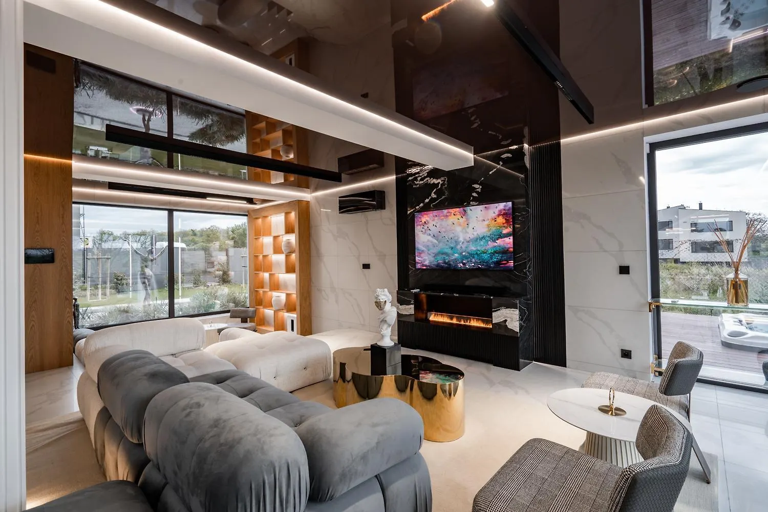 Chandelier Sky Mansion - Express Villa Prague